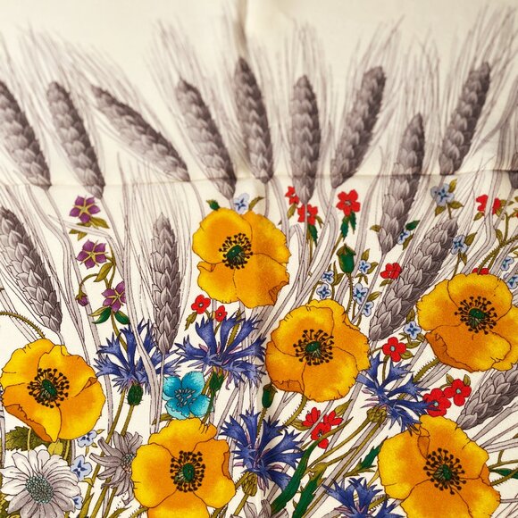 Gucci Vintage Silk Floral Bouquet Scarf Wheat Wildflowers Italy - Picture 6 of 14